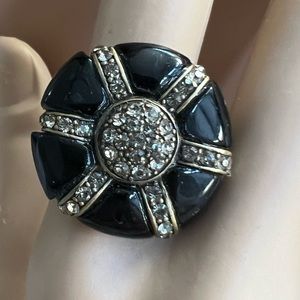 Heidi Daus Size 8 Swarovski Crystals & Black Enamel vintage ring EUC